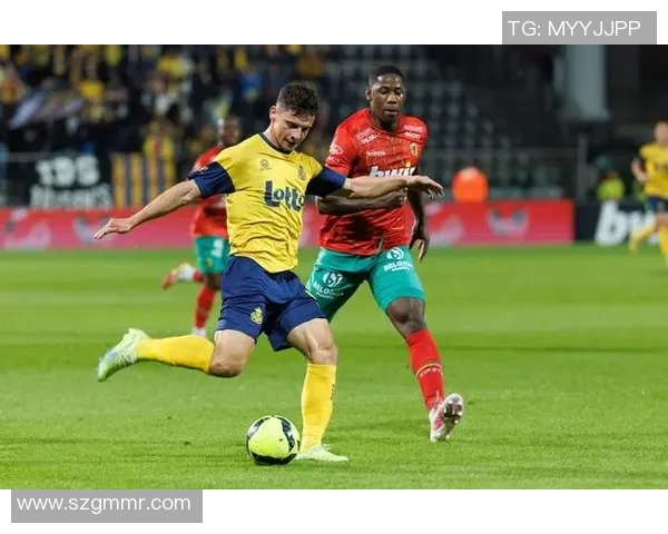 布拉格足球明星的辉煌历程与成就揭秘，探索他们背后的故事与影响